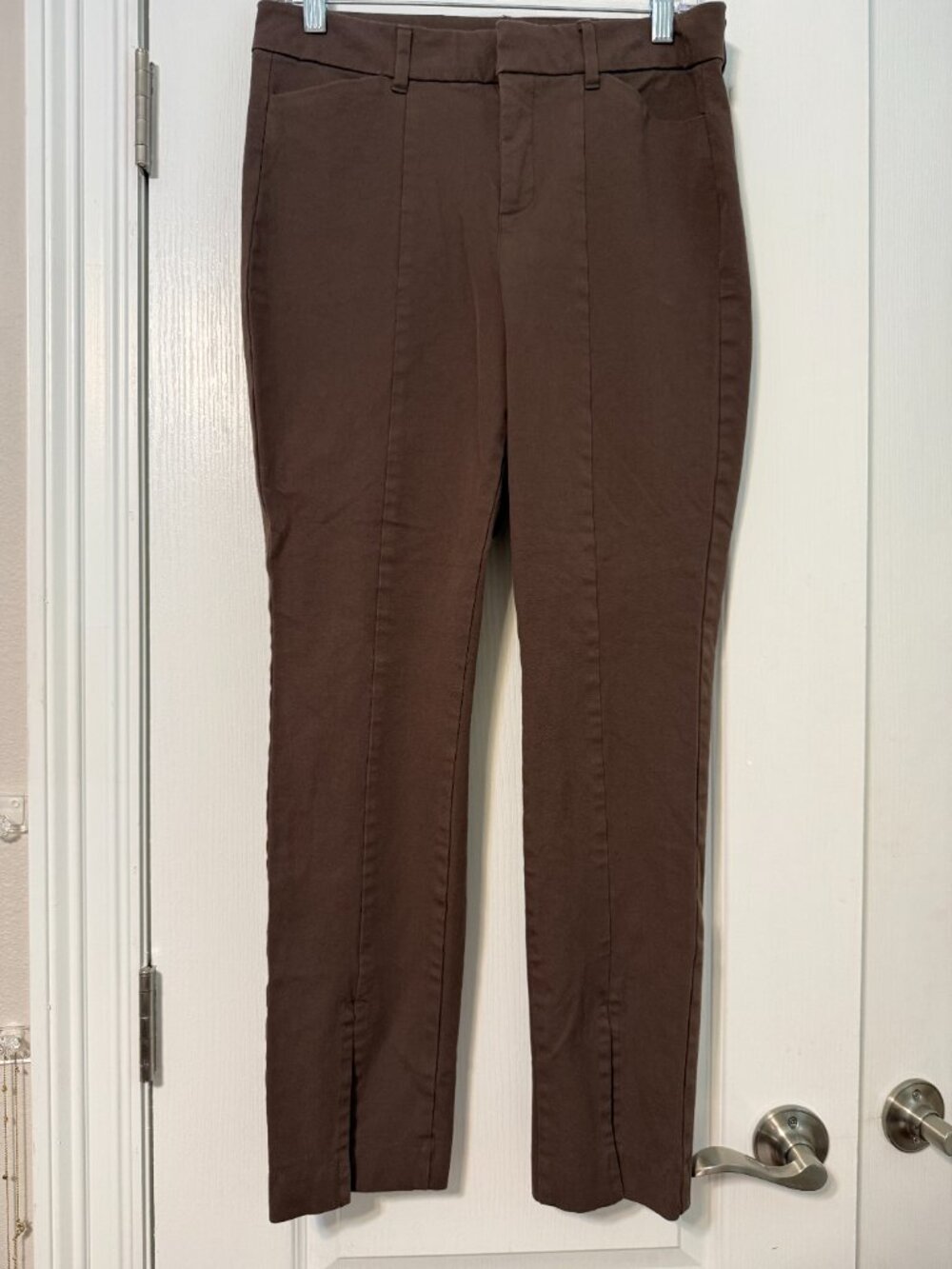 Old Navy High Rise Pixie Split Hem Pants in Rich Chocolate Brown, Size 8